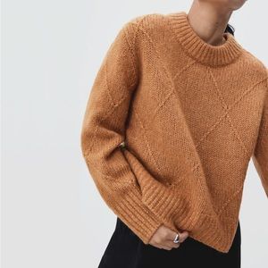 Everlane sweater (diamond stitch cloud crew in the color ginger root), size S
